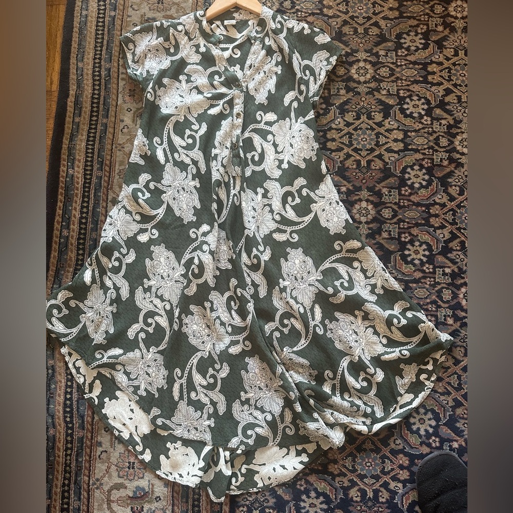 FLORAL Printed 7 ISLANDS uneven hem Dress Size:M